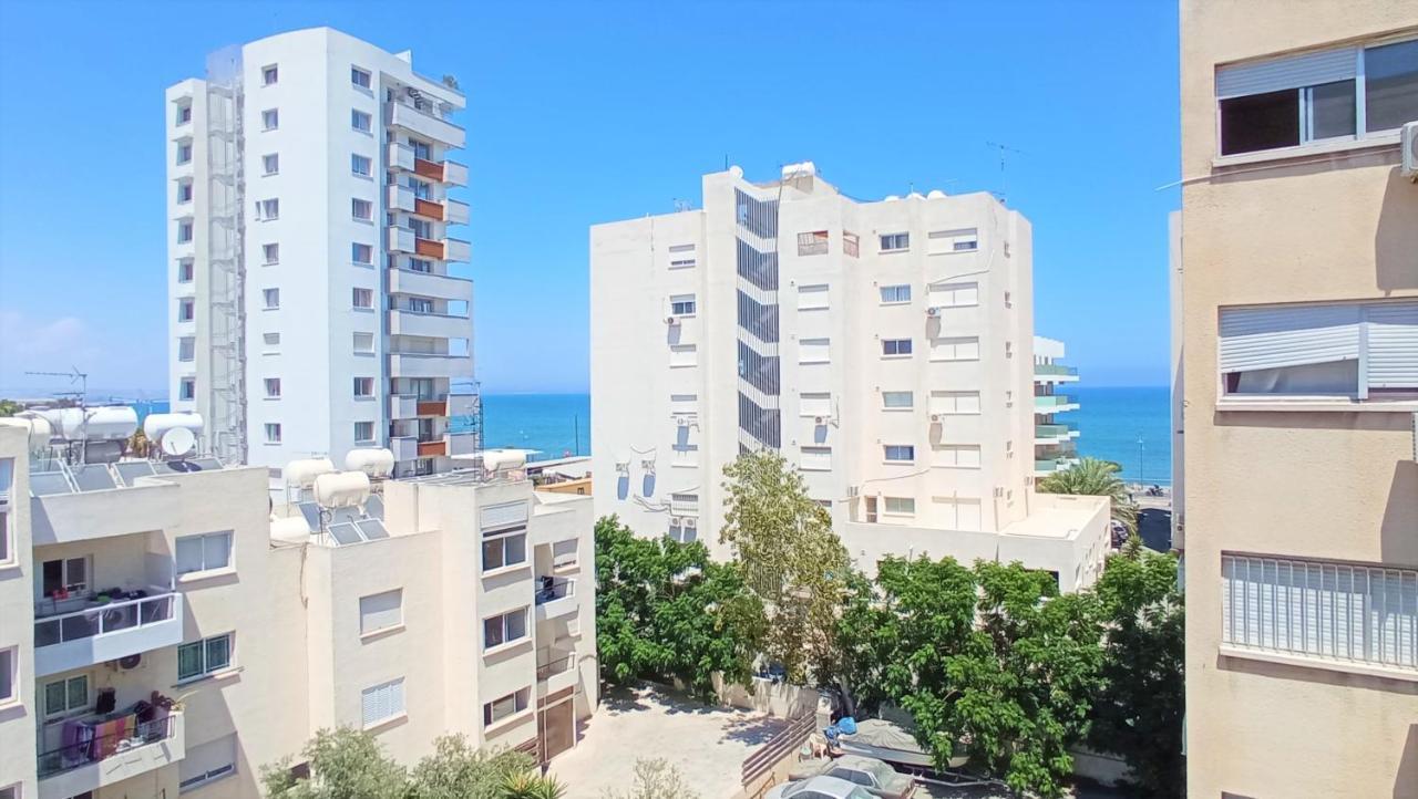 5 Min To The Beach Holiday Shared Apartment Incl Netflix - Private Room In 3 Bdr Apt 拉纳卡 外观 照片